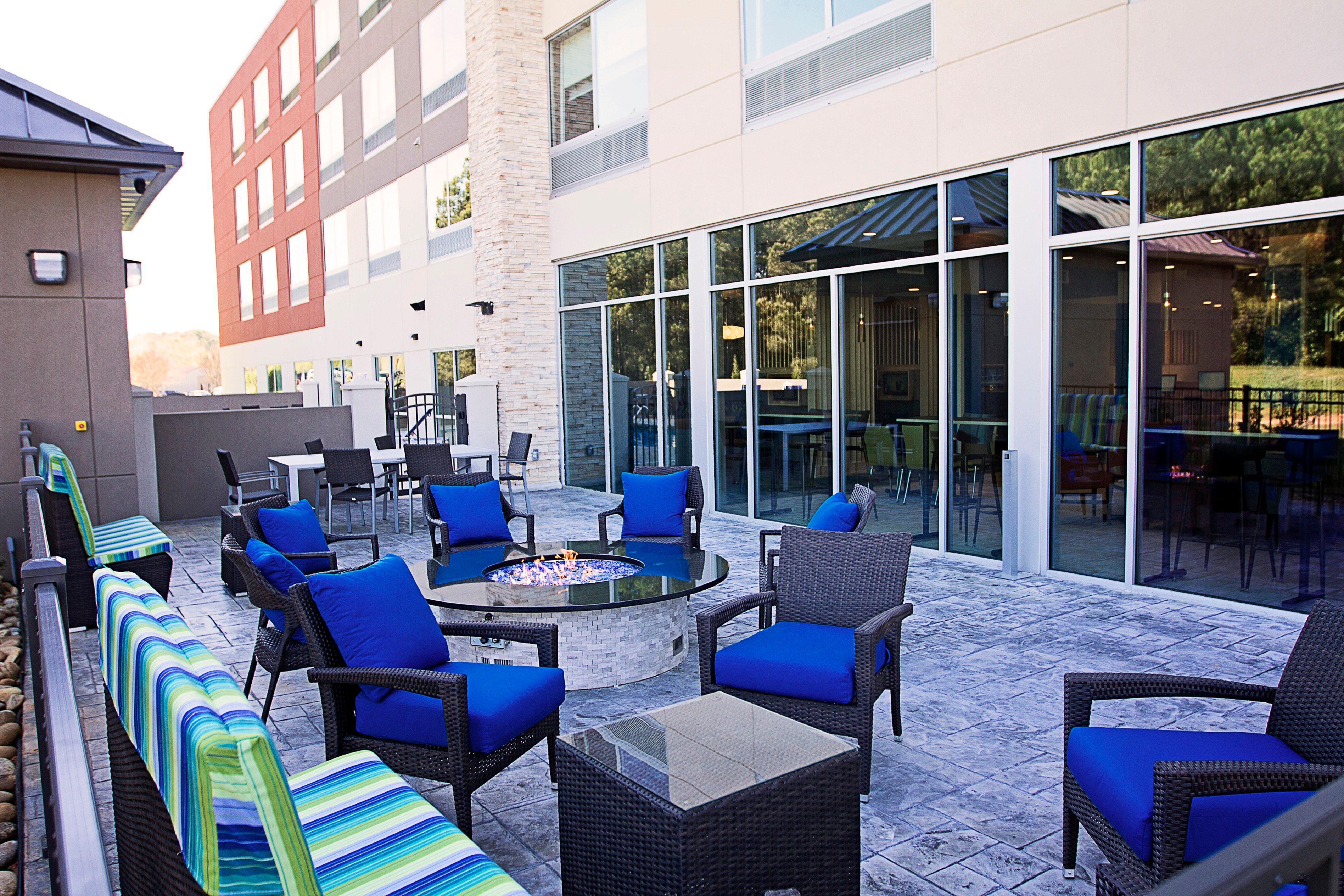 Holiday Inn Express & Suites Greenwood Mall By Ihg Zewnętrze zdjęcie