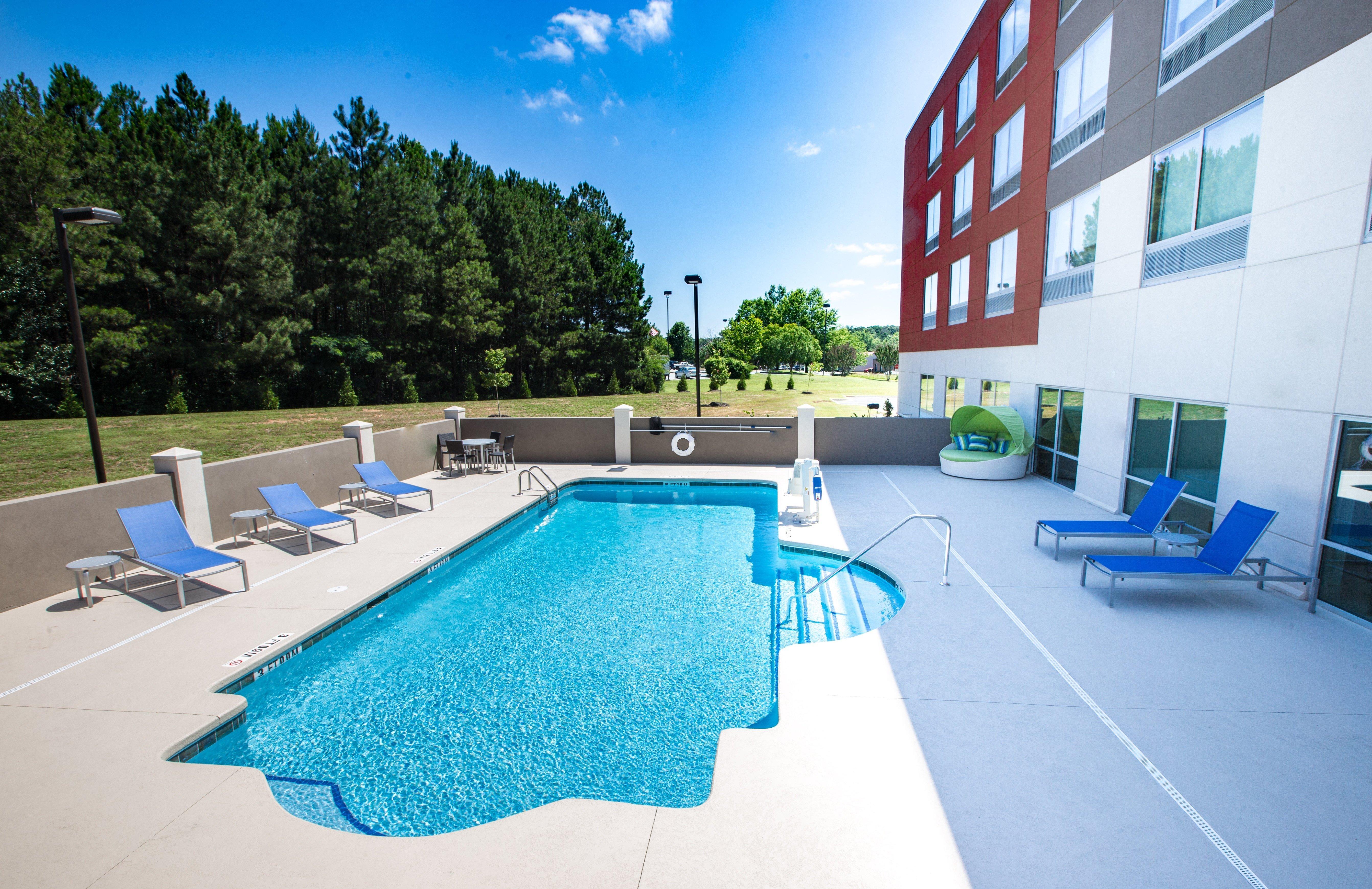 Holiday Inn Express & Suites Greenwood Mall By Ihg Zewnętrze zdjęcie
