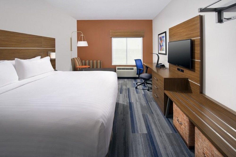 Holiday Inn Express & Suites Greenwood Mall By Ihg Zewnętrze zdjęcie