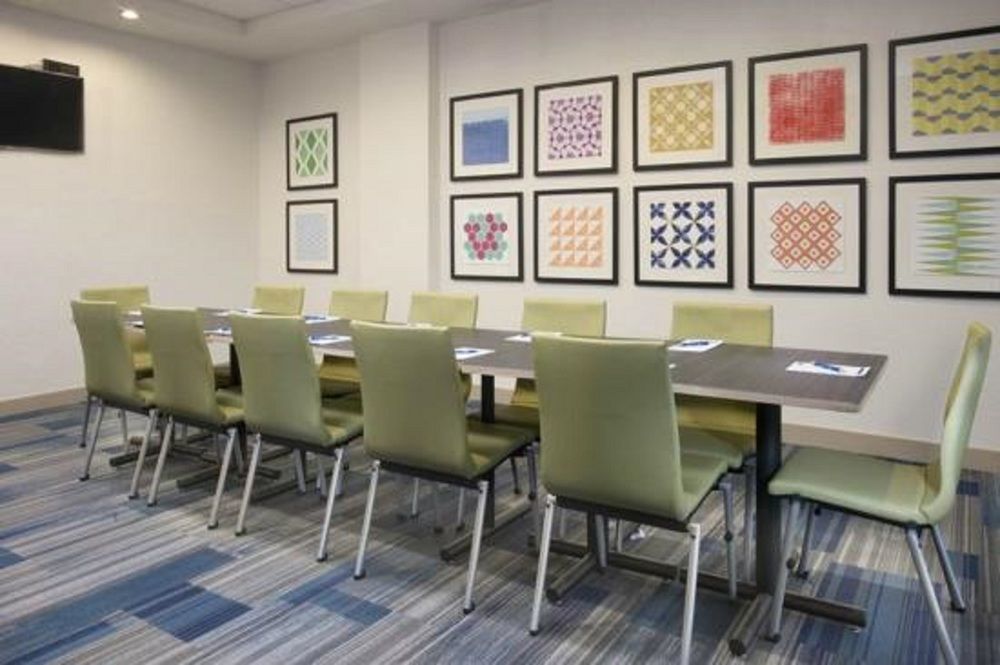 Holiday Inn Express & Suites Greenwood Mall By Ihg Zewnętrze zdjęcie